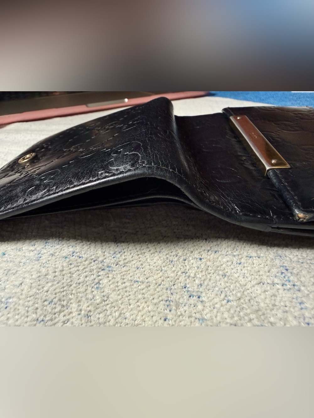 Gucci Black Embossed Leather Bifold Wallet with Subtle Logo - Picture 8 of 10